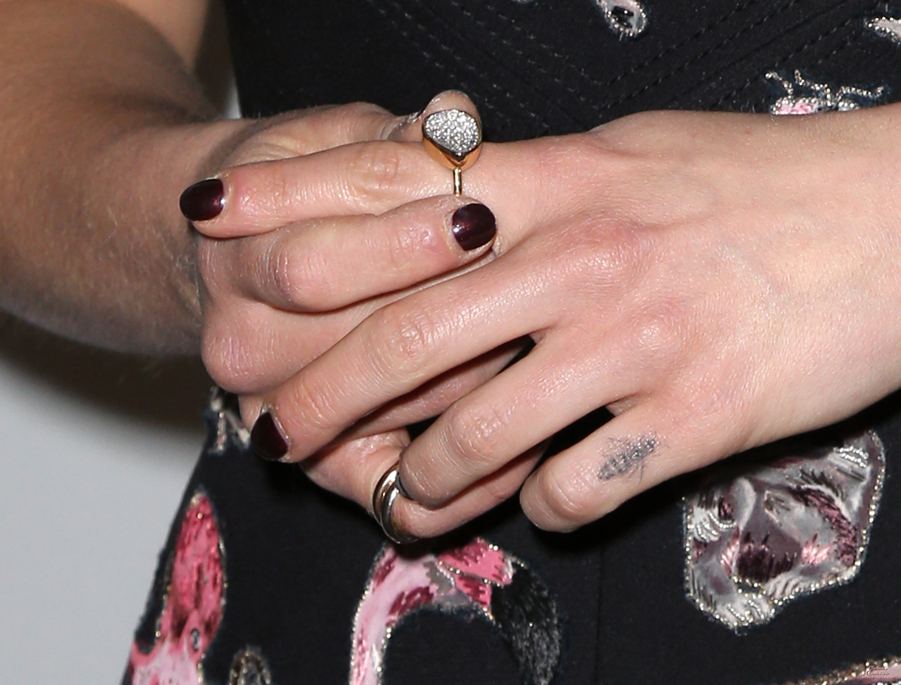 EEC-081.jpg EEC-081.jpg