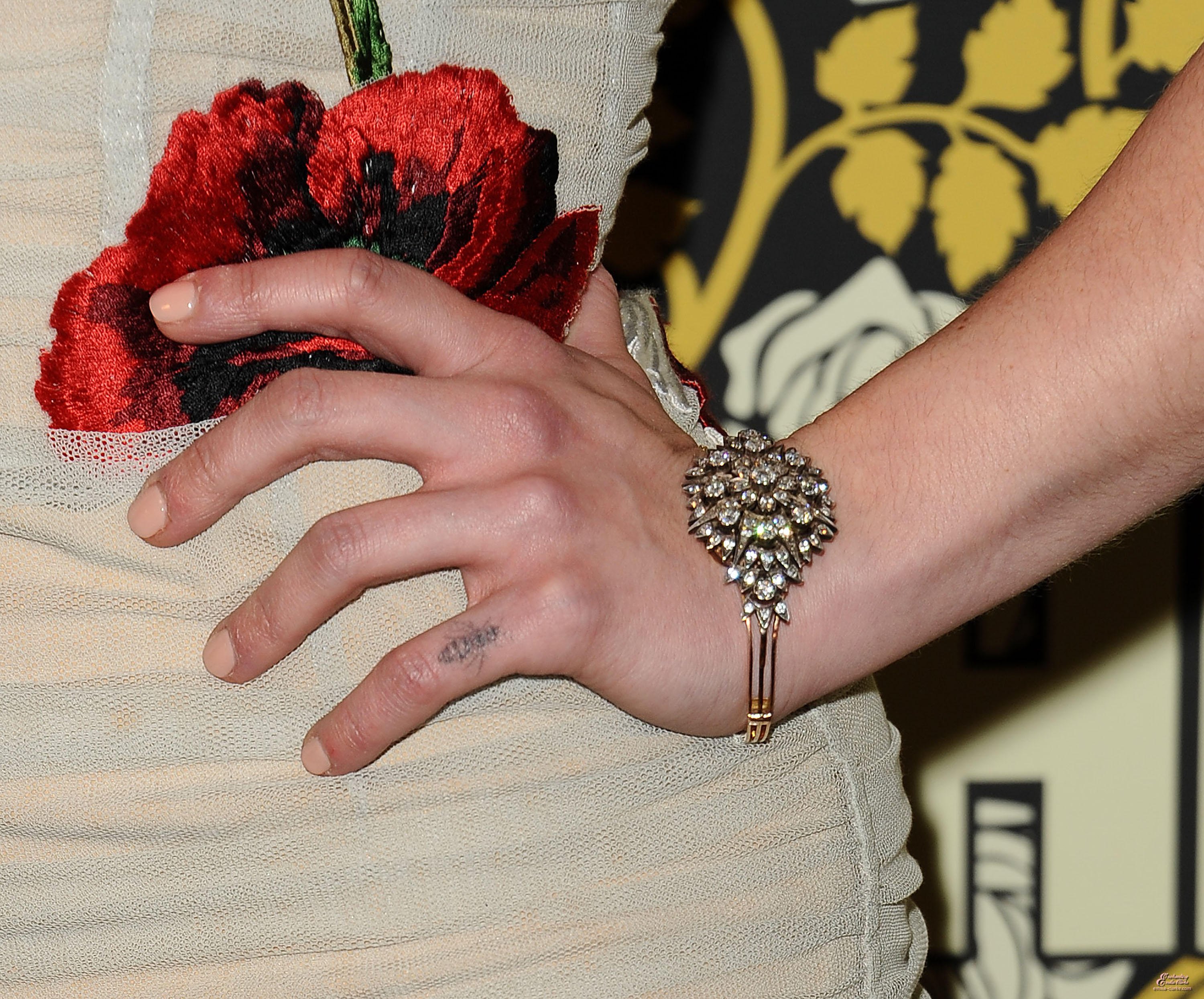 EEC-087.jpg EEC-087.jpg